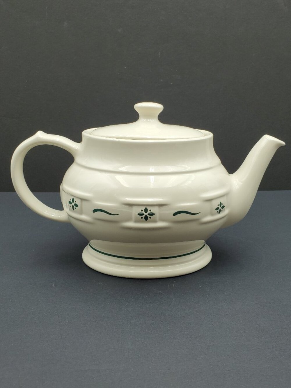 Longaberger Woven Traditions Heritage Green Oval Teapot Coffee Pot with Lid